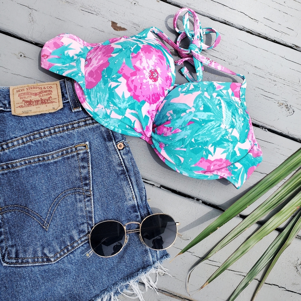 Xhilaration Floral Bikini Top